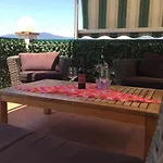 Rilassante Superattico Con Viste Sulle Coline E Jacuzzi - Perfetta Fuga Romantica