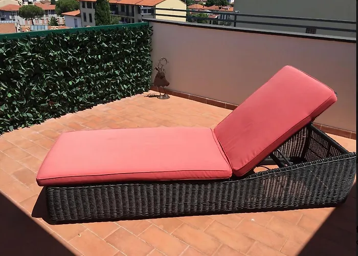 Rilassante Superattico Con Viste Sulle Coline E Jacuzzi - Perfetta Fuga Romantica